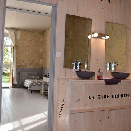 La Gare Bed and Breakfast Gondrin Buitenkant foto