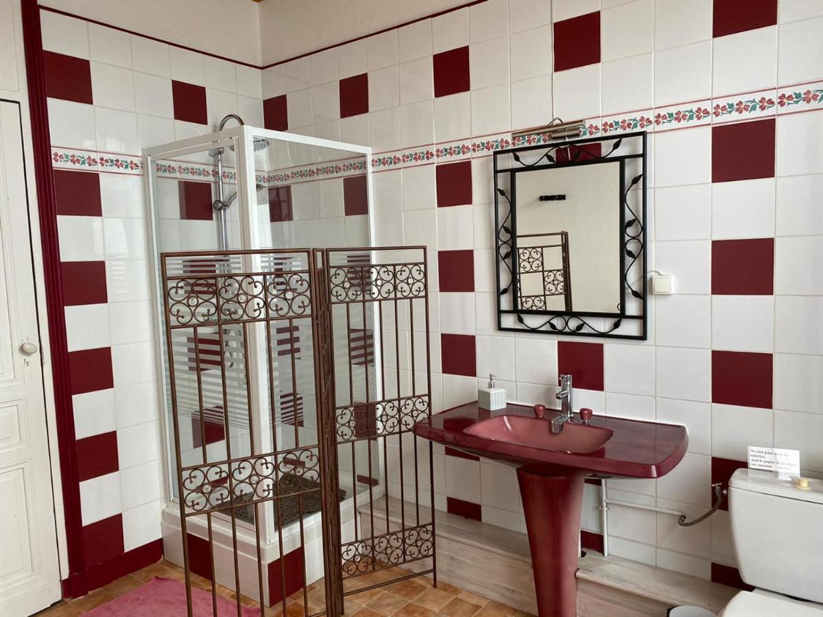 La Gare Bed and Breakfast Gondrin Buitenkant foto