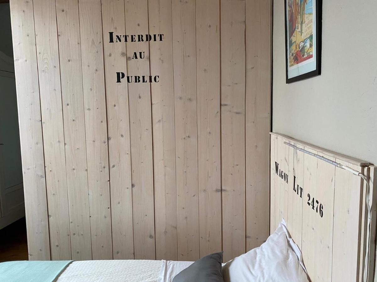 La Gare Bed and Breakfast Gondrin Buitenkant foto